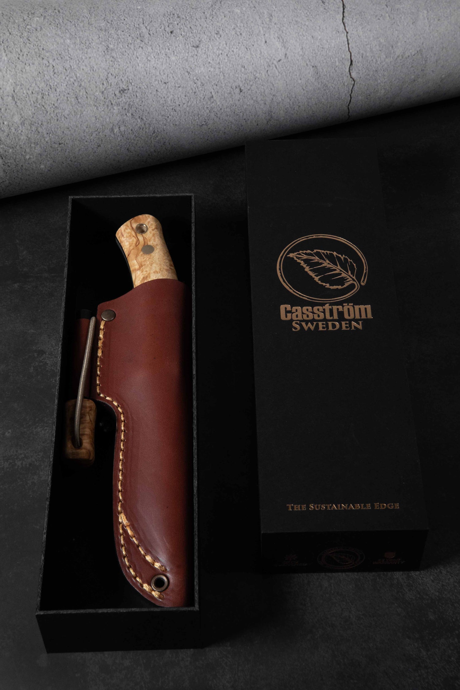 No.10 SFK, Curly Birch, Tool steel, with Fire Striker