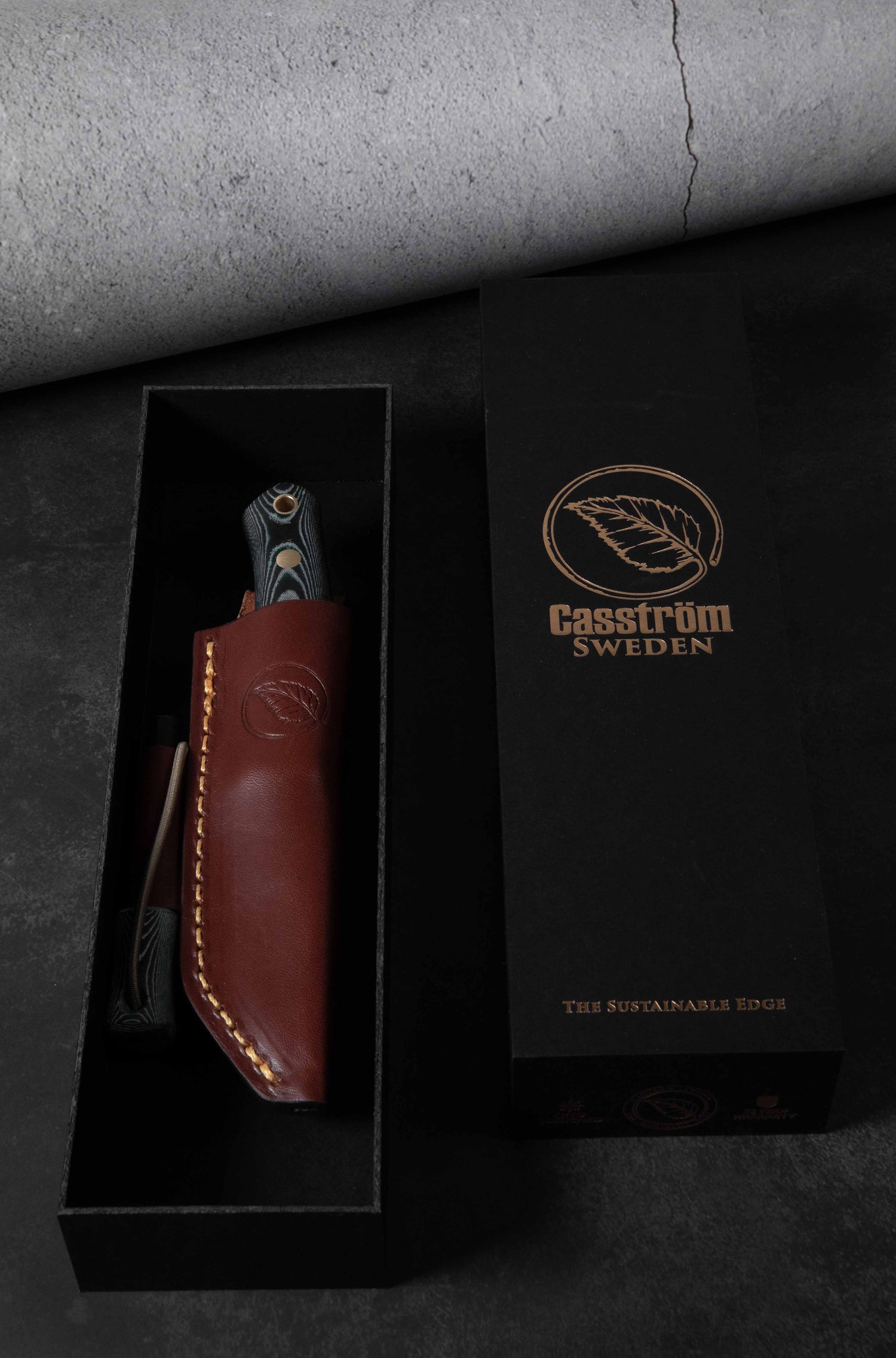 No.8 SFK, Green Micarta with Fire Striker