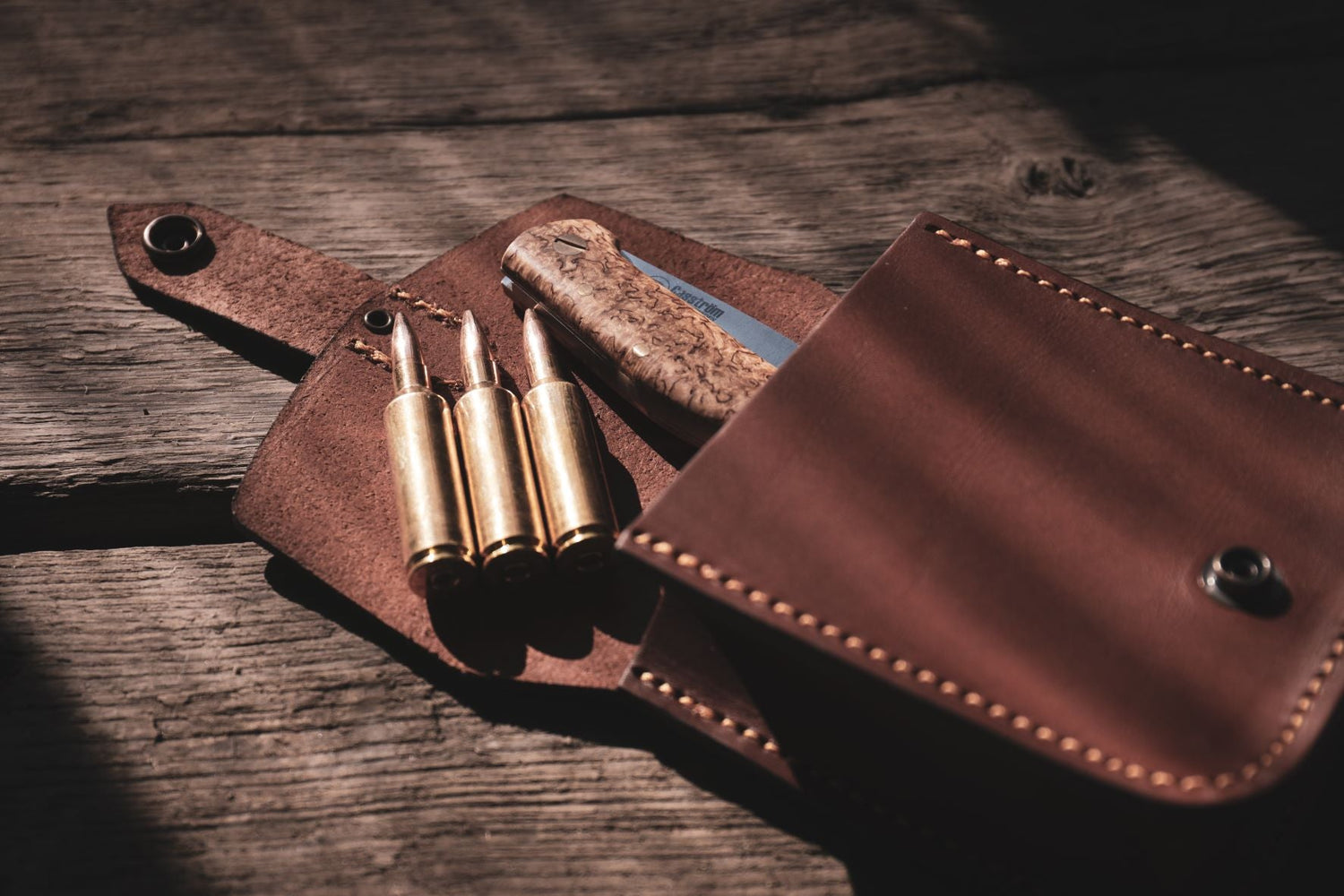 Historien bakom Casströms kaffepåse i renskinn och bältesväska i läder