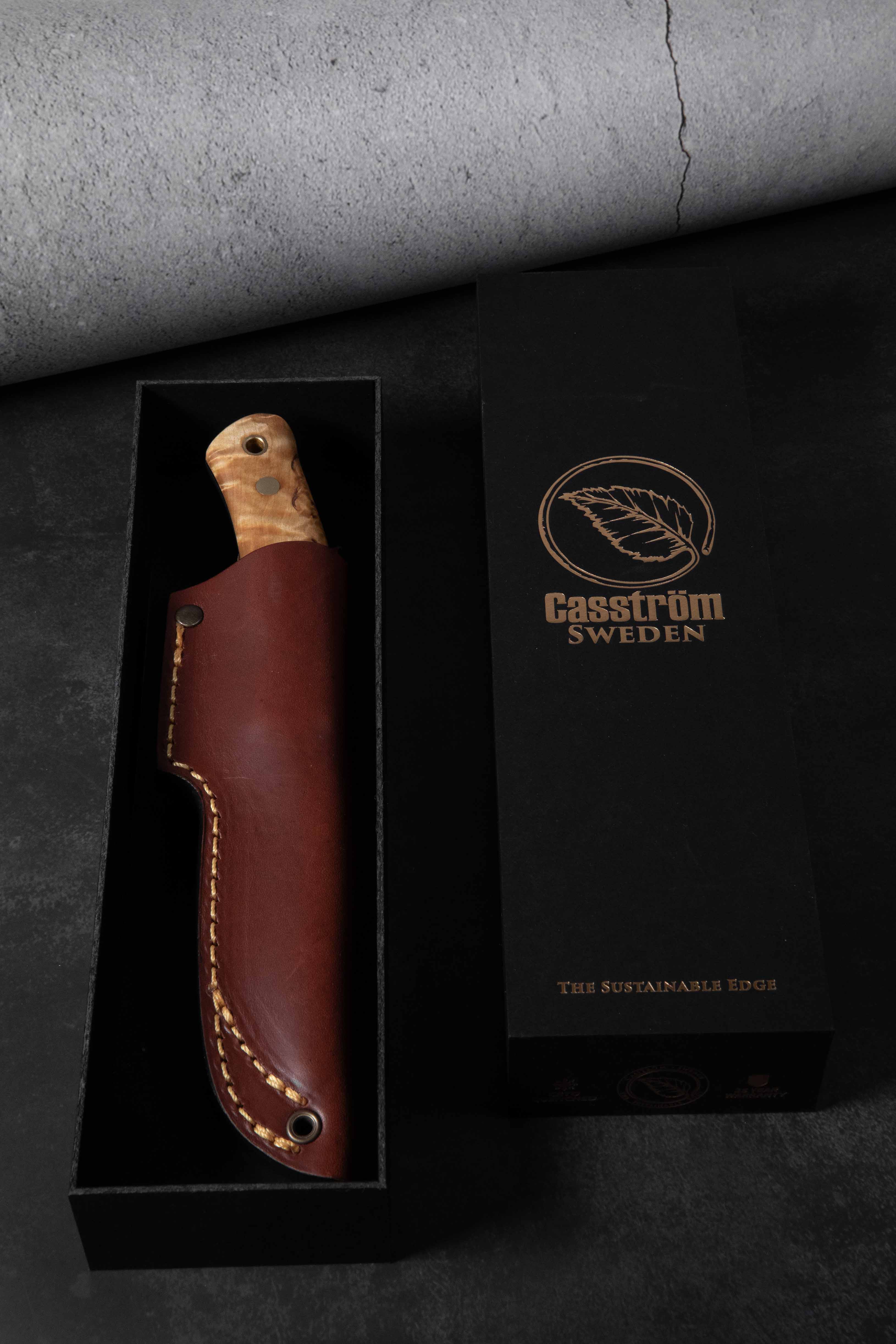 No.10 SFK – Bushcraft Knife with Curly Birch Handle and Sleipner