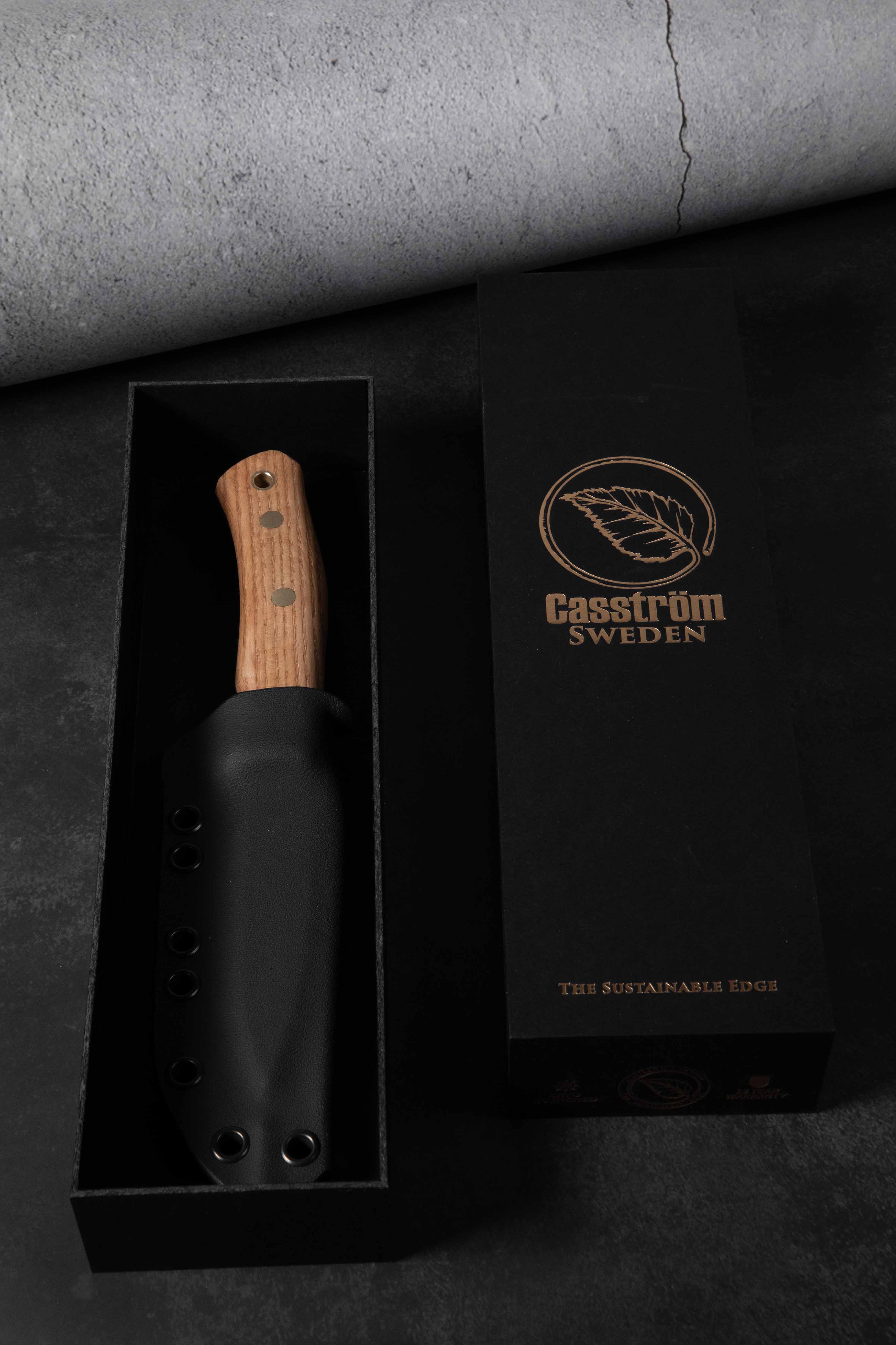 No.10 SFK – Oak Handle, Tool Steel Blade, Kydex Sheath for